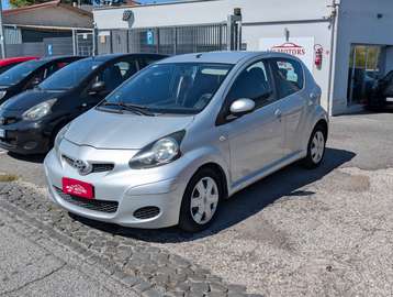 Aygo I 5p 1.0 Sol Red Edition