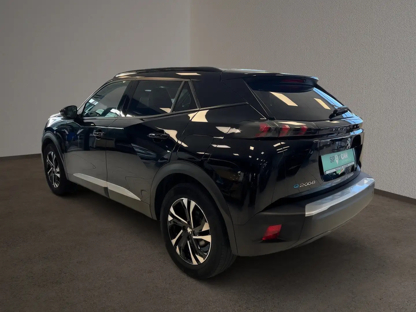 Peugeot e-2008 Allure 136 Elektro PDC/DAB/Sitzheizung/Klimaautom. Schwarz - 2