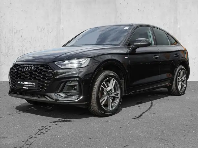 Audi Q5 view 2