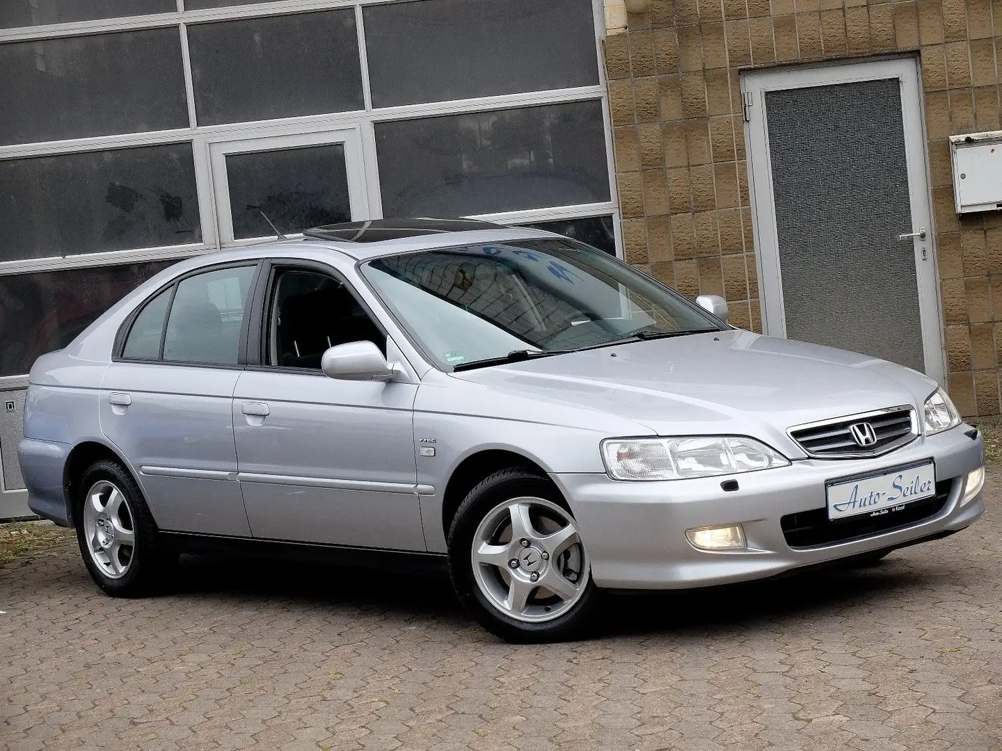 Honda Accord 1.8i LS - Klima - orig. 34250 Kilometer Argent - 1