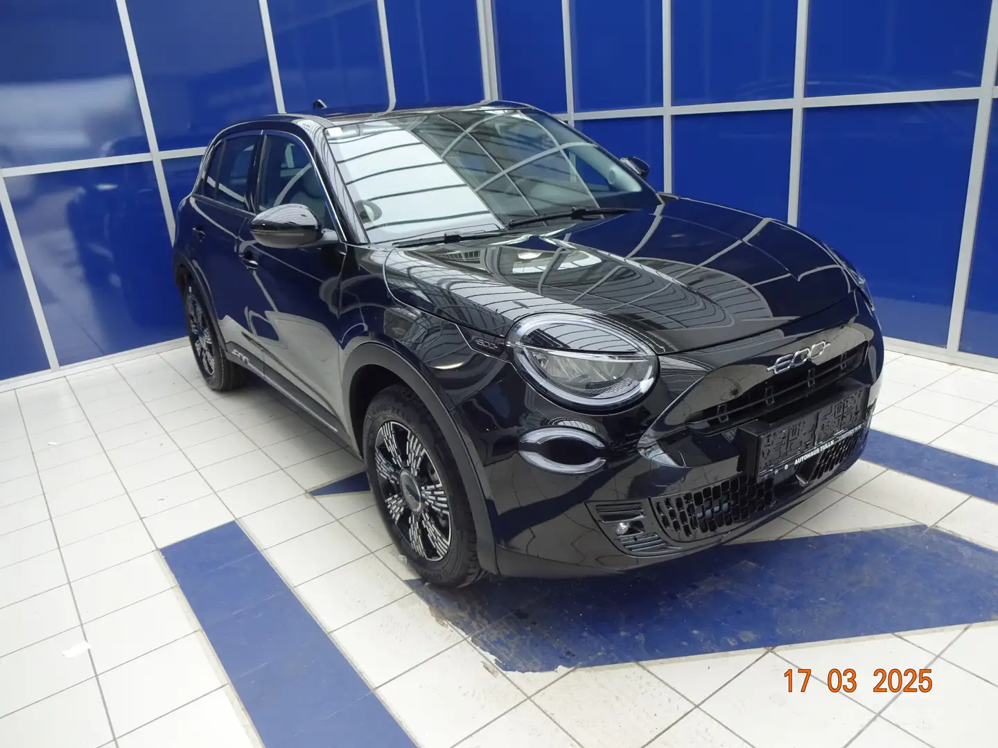Fiat 600 Hybrid 100 6-Gang eDCT Schwarz - 1