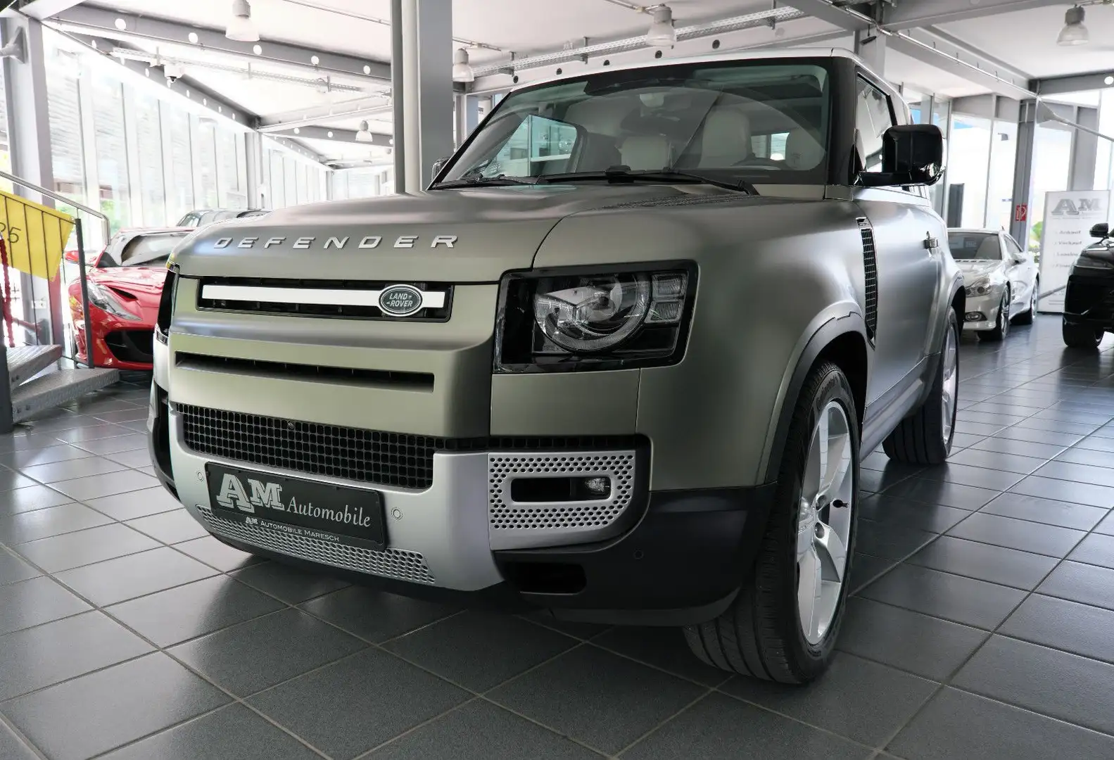 Land Rover Defender 90 X-Dynamic HSE 22 Zoll Faltdach Vert - 1