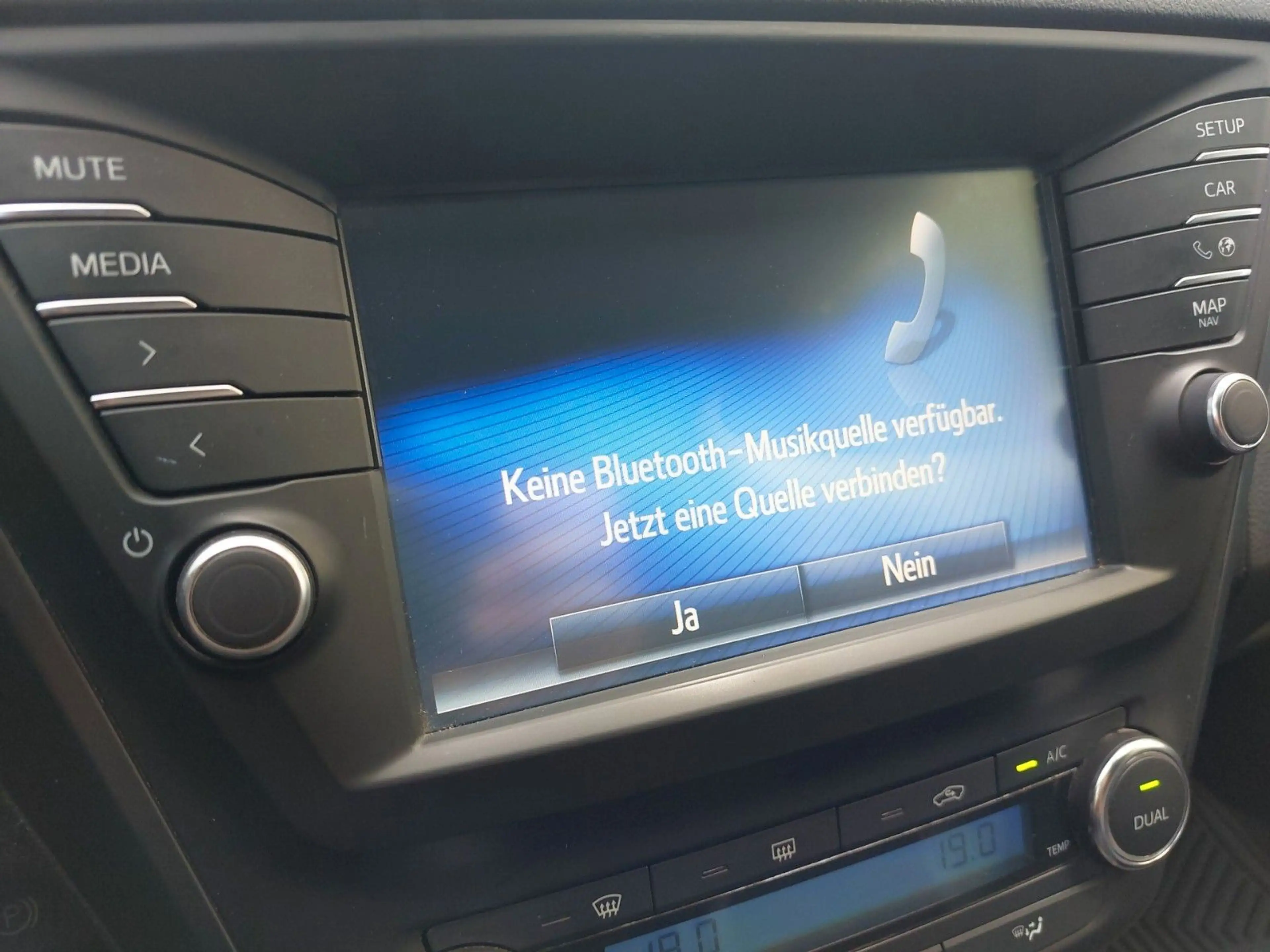 Toyota Avensis TOURING SPORTS EDITION-S AHK SHZ KLIMA LED TEMPO — photo 14