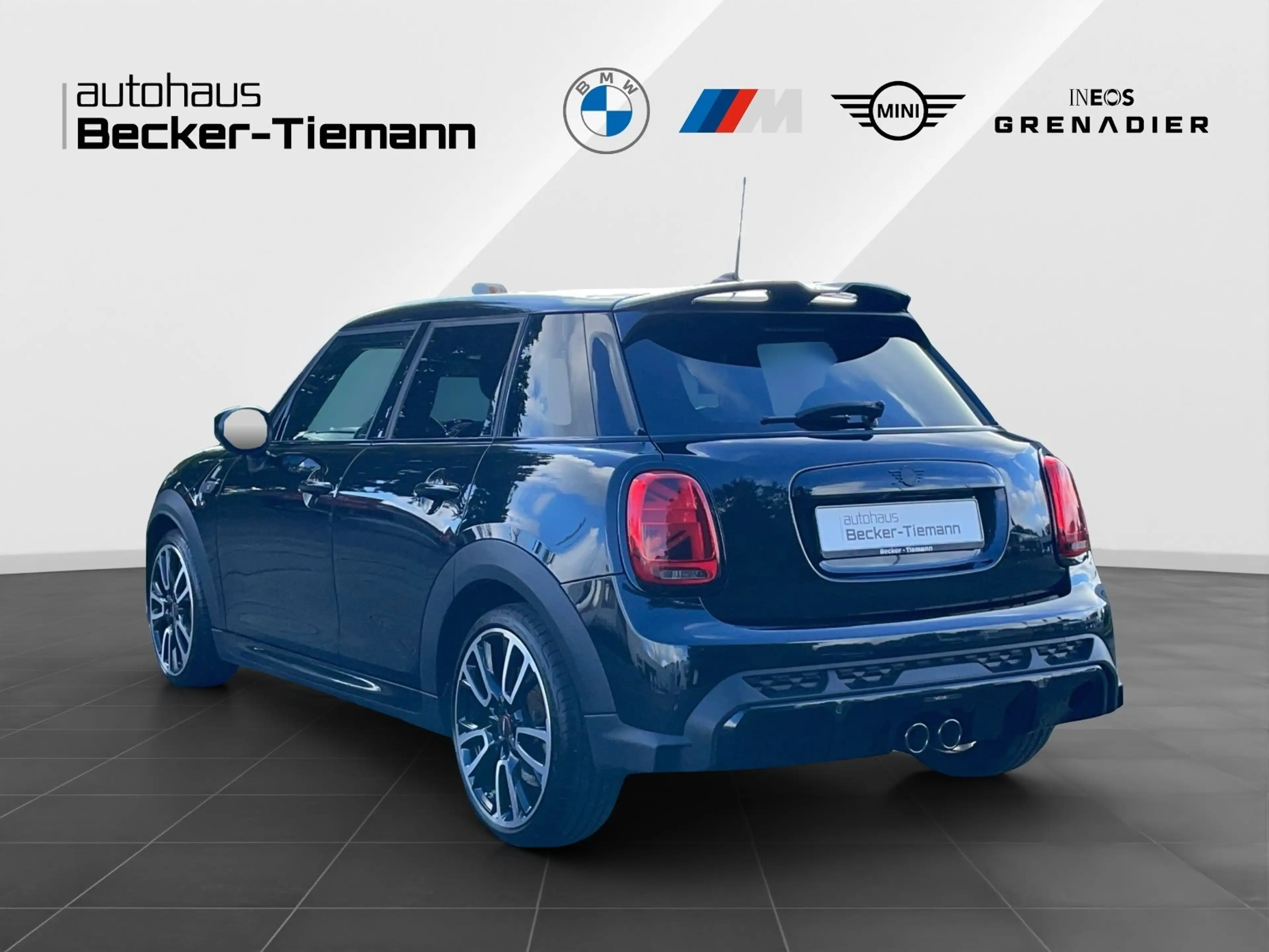 MINI Cooper S 5-Türer | JCW Trim | RFK | Pano.Dach | HK HiFi etc — photo 4