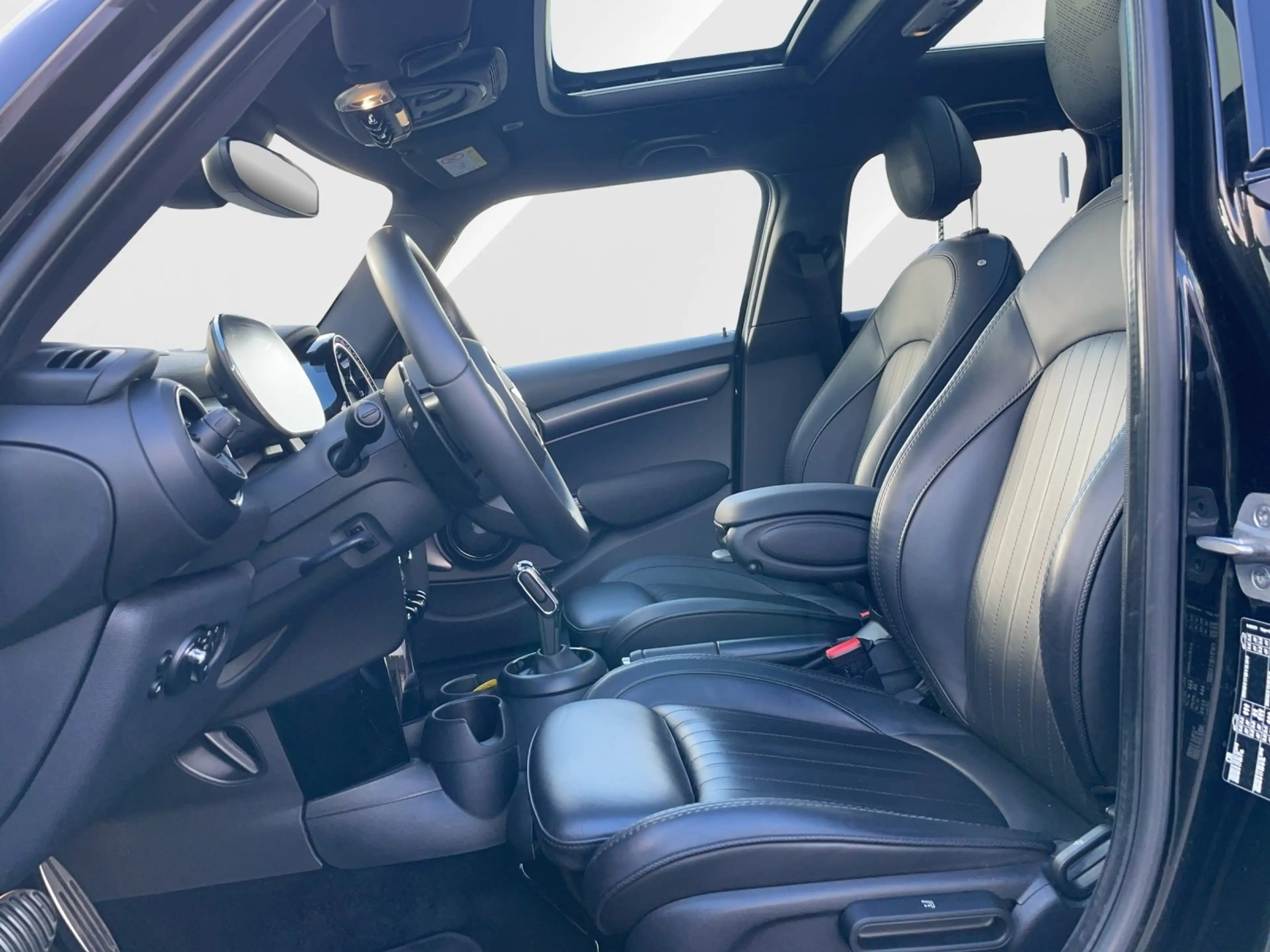 MINI Cooper S 5-Türer | JCW Trim | RFK | Pano.Dach | HK HiFi etc — photo 13