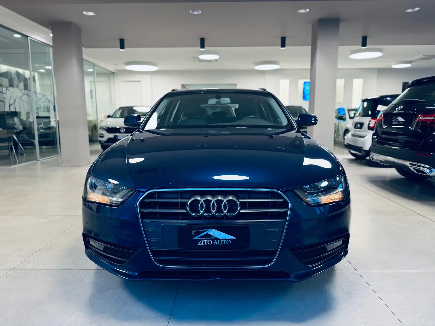 Audi A4 Avant 2.0 tdi Business 150cv Blau - 2