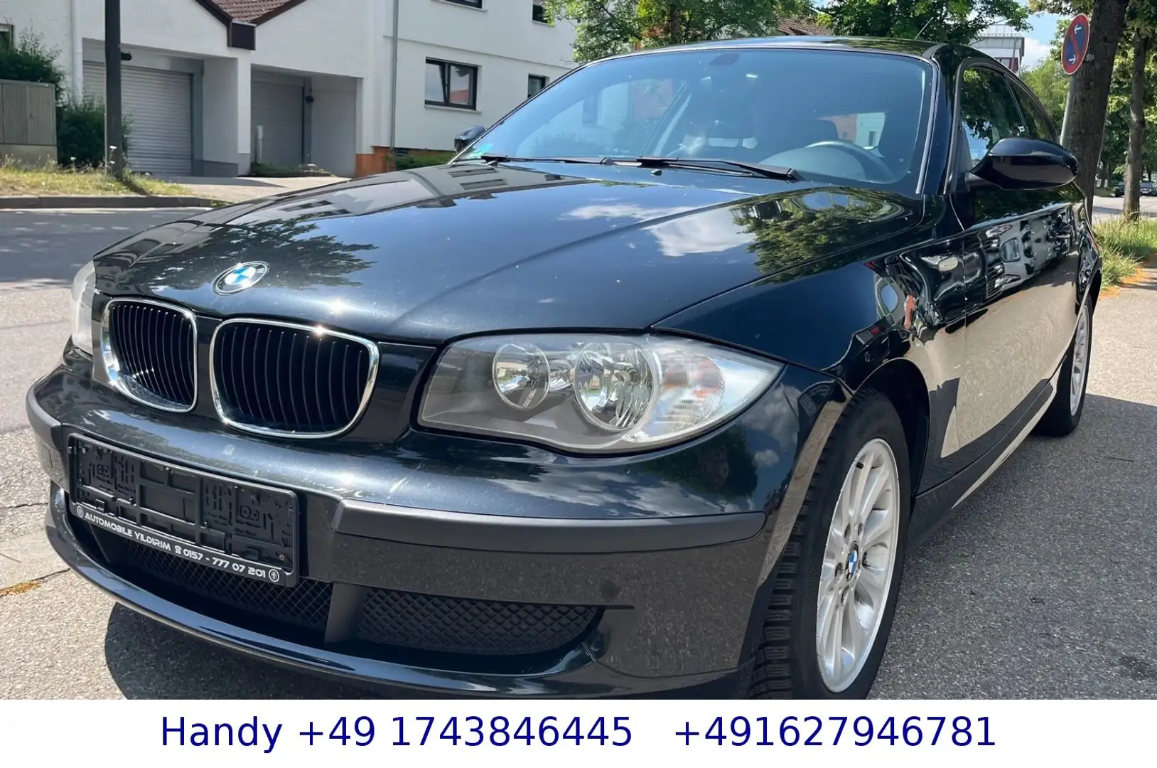 BMW 118 d E81 Automatik 2.0d /SHZ/S-HEFT Zwart - 1