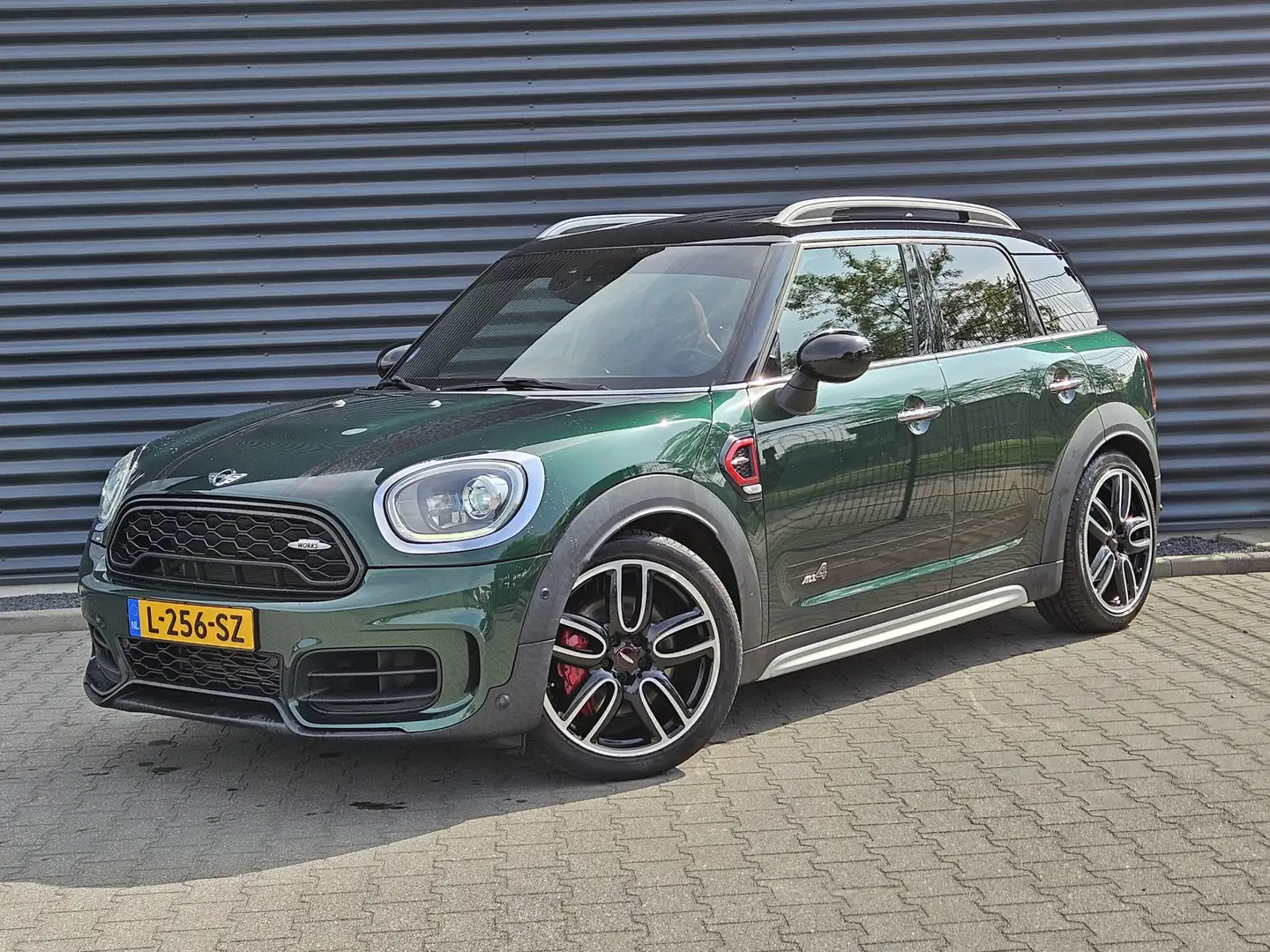 MINI John Cooper Works Countryman Mini 2.0 ALL4 Chili 231pk | Panodak | Adaptive Cru Verde - 1