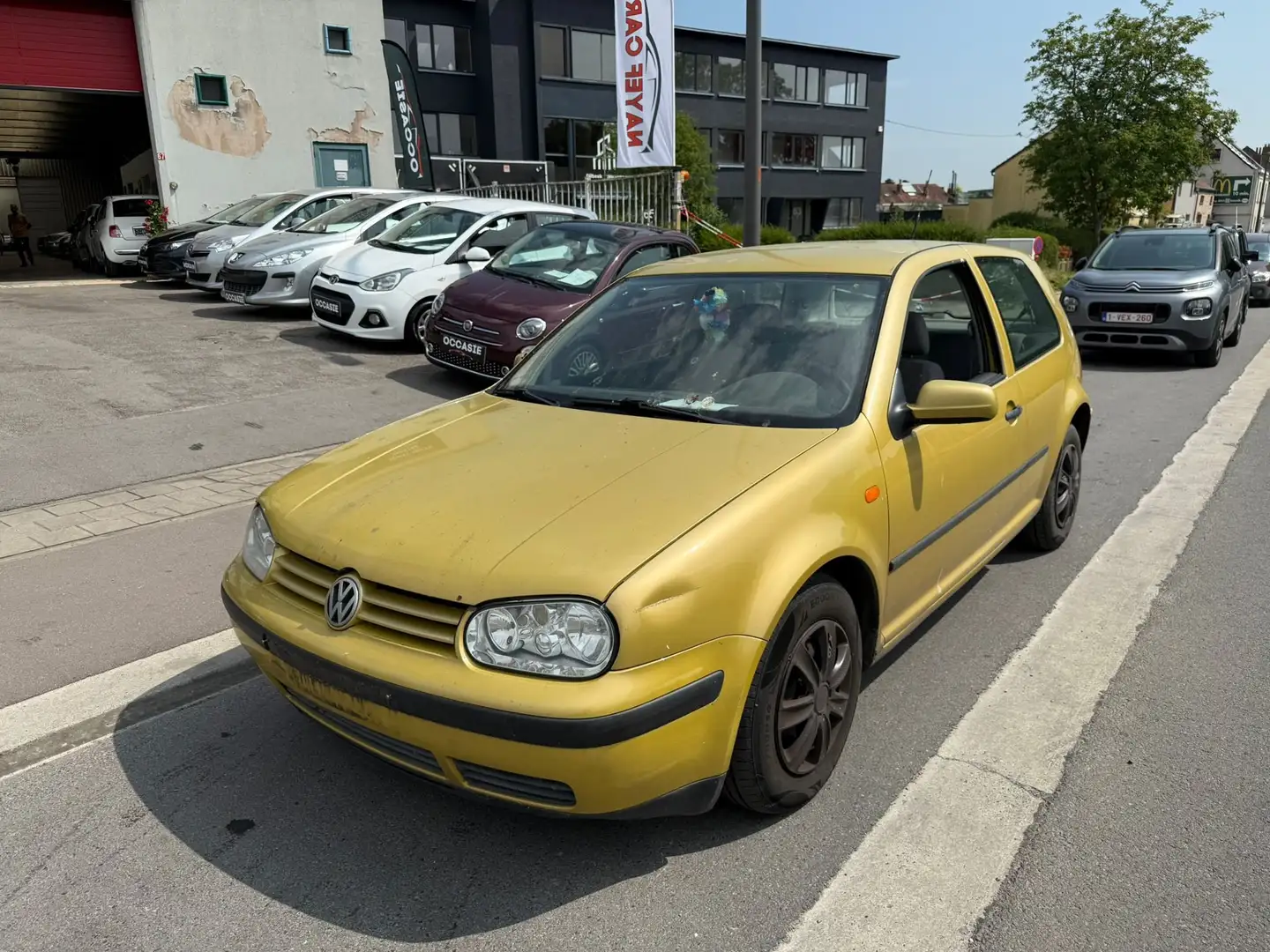 Volkswagen Golf 1.6i Gold - 1