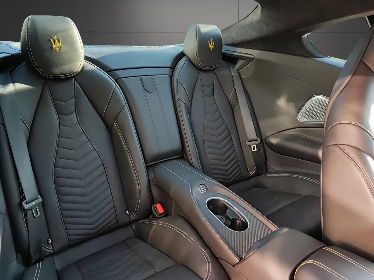 Maserati GranTurismo 2025 — фото 10