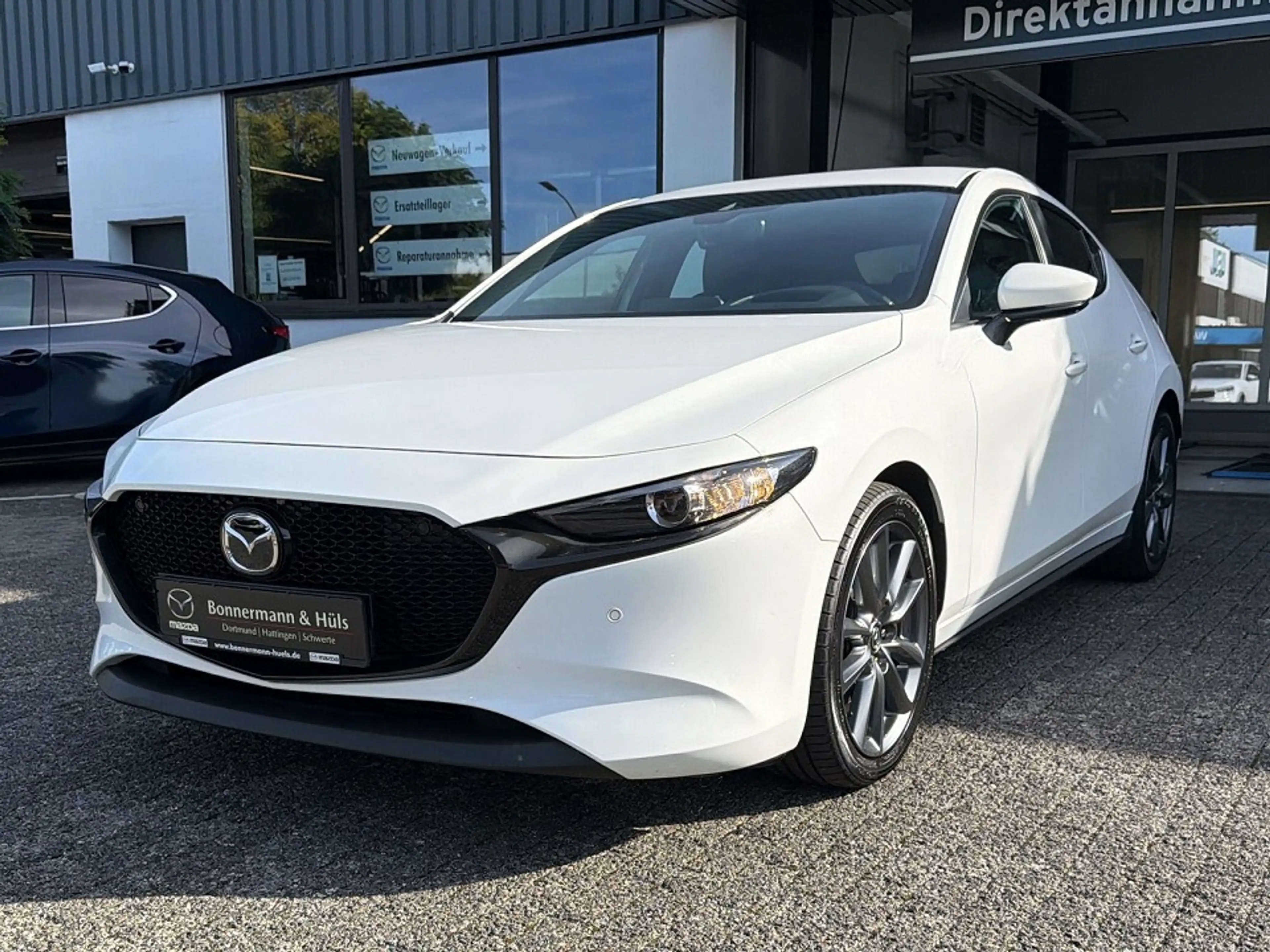 Mazda 3 2.0 M Hybrid Selection A18