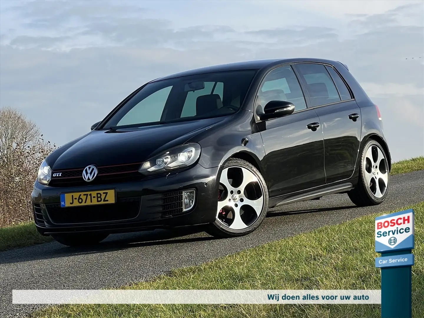 Volkswagen Golf GTI 6 2.0 TSI 210PK DSG / Dynaudio / Climate control / Fekete - 1