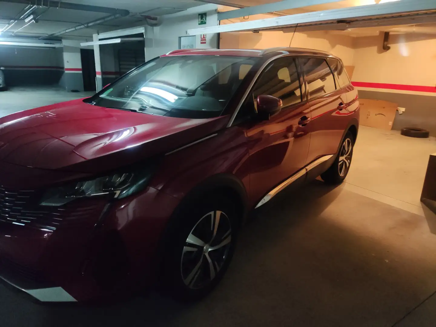 Peugeot 5008 1.2 PureTech S Czerwony - 1