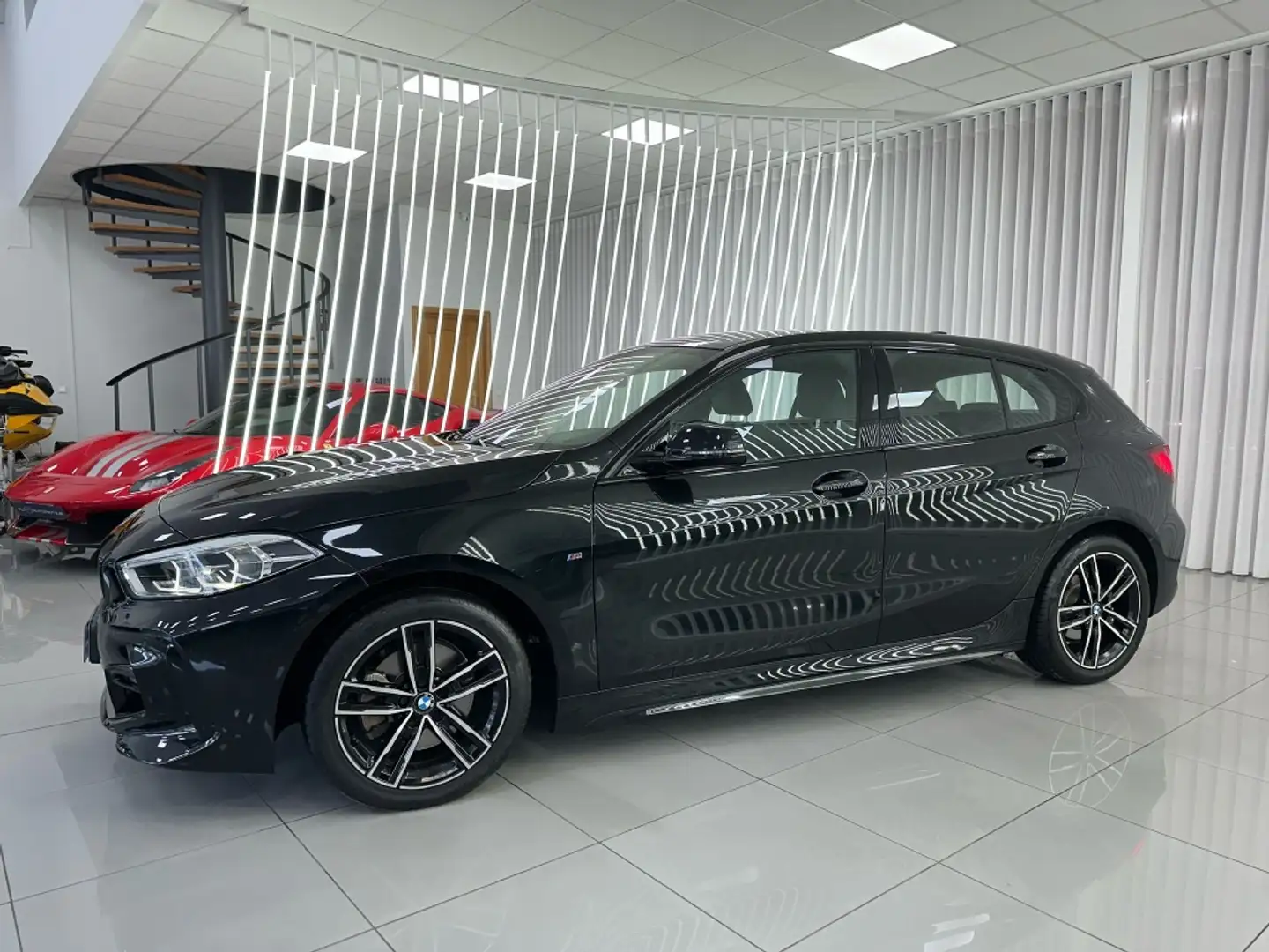 BMW 118 118dA M Sport Negro - 2