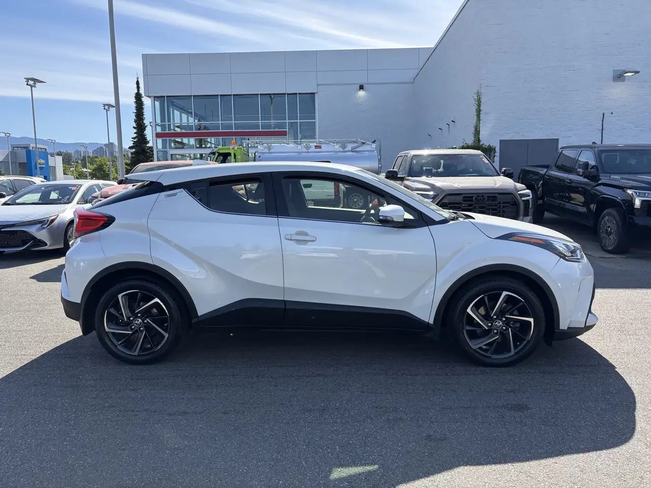 Toyota C-HR снимка Toyota C-HR