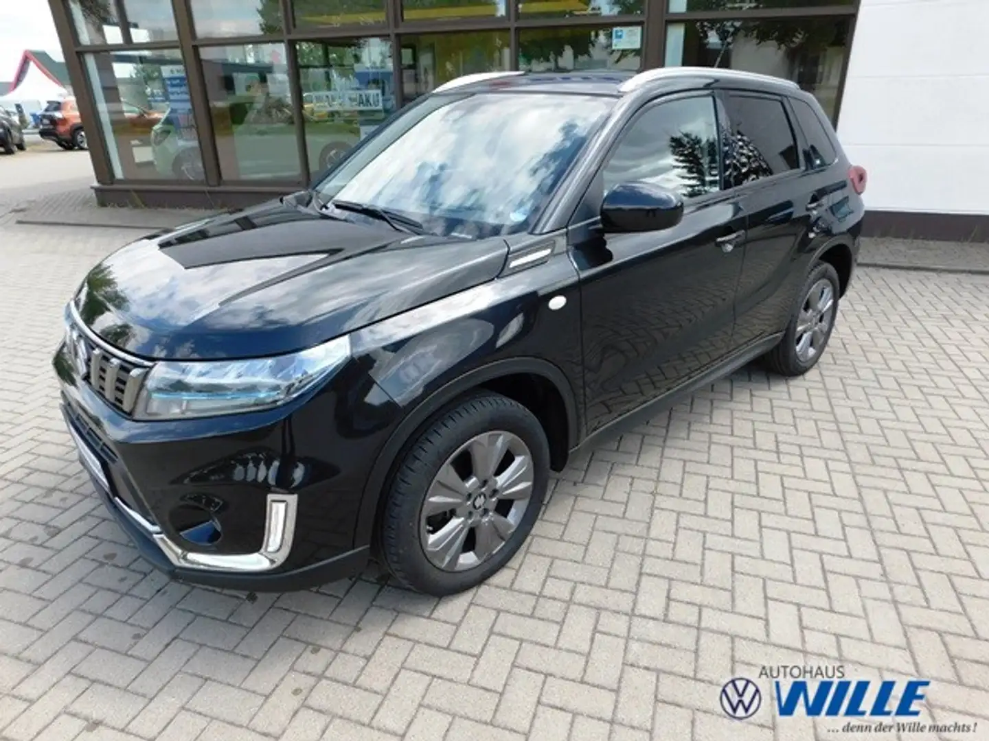 Suzuki Vitara 1.4 Boosterjet 5D 6M/T 4x4 Comfort Hybrid Klima Černá - 1