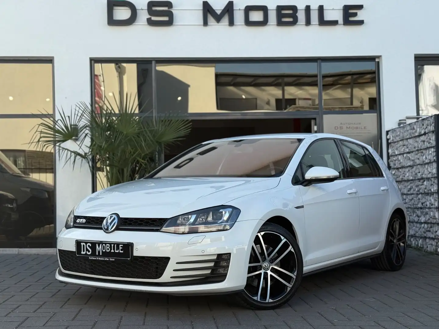 Volkswagen Golf VII Lim. GTD BMT DSG/VW Scheckheft Blanc - 1