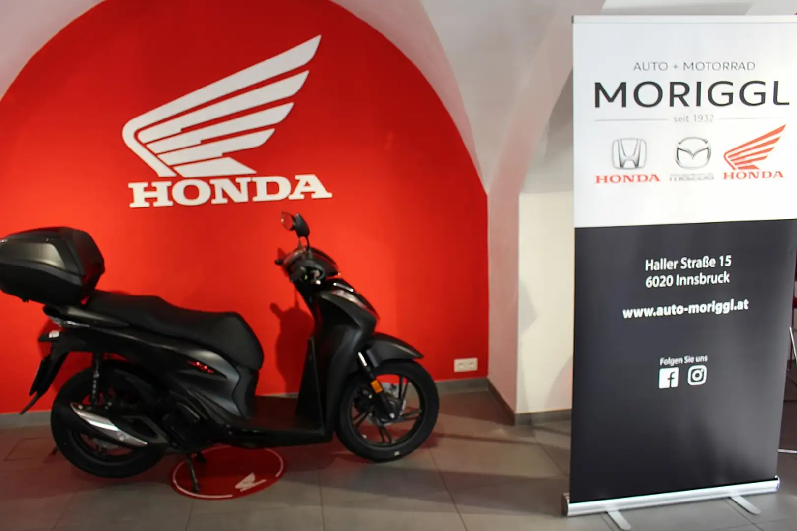 Honda SH125i mit Smart Box Sporty Nero - 1