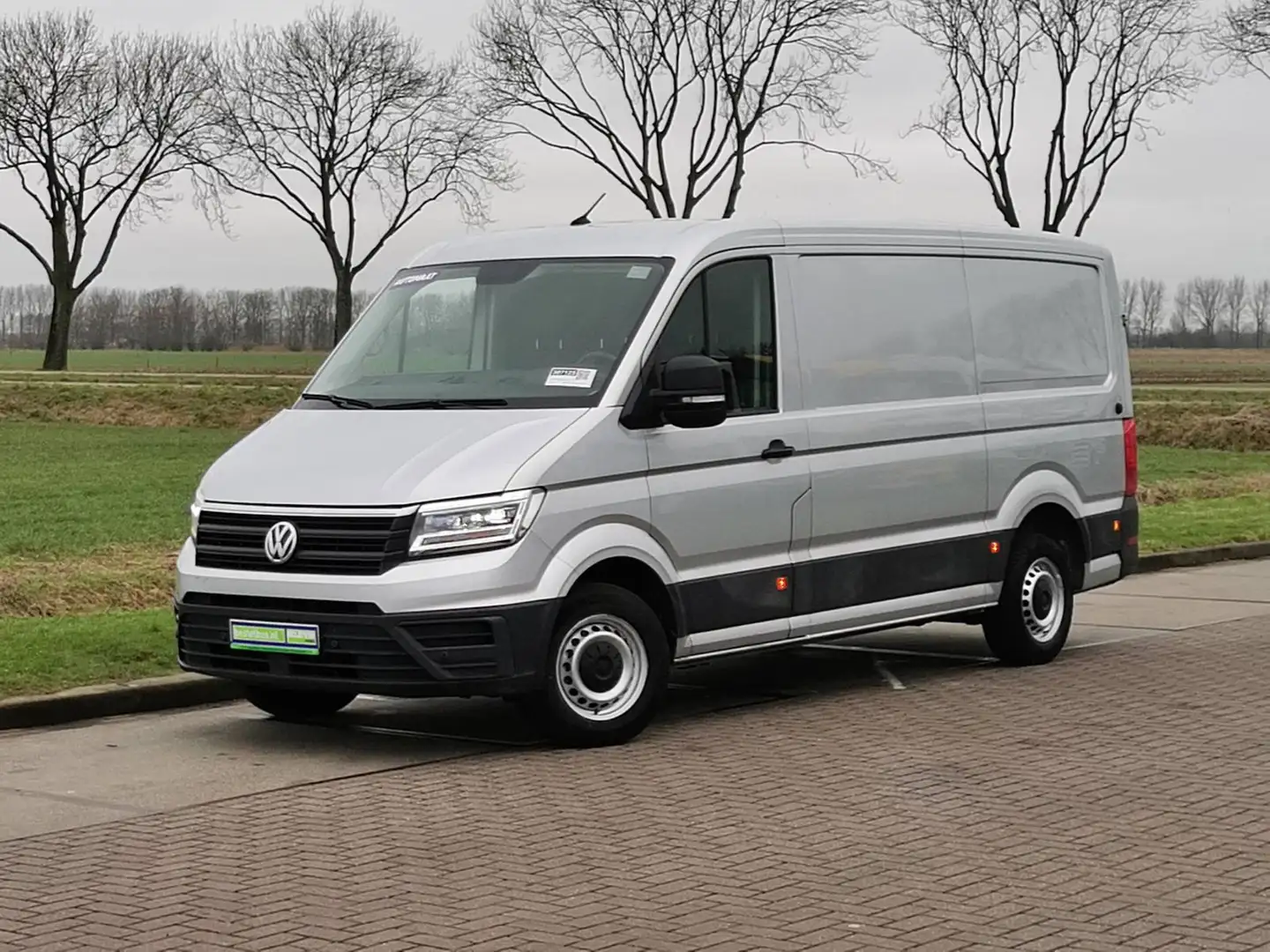 Volkswagen Crafter 2.0 tdi l3h2 140pk aut! Zilver - 2