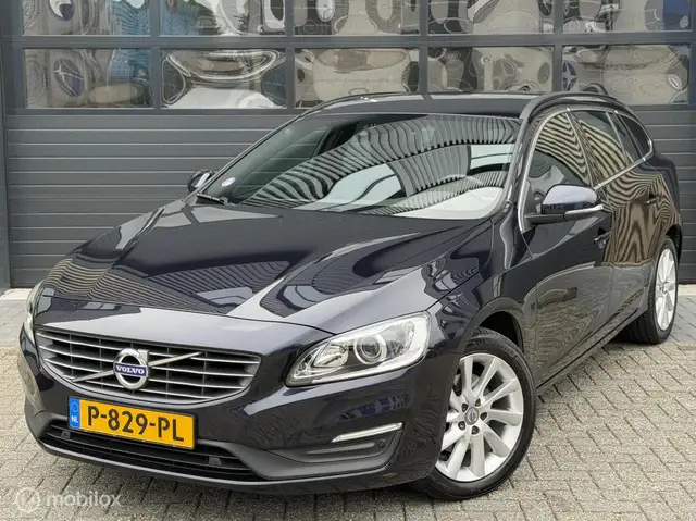 Volvo V60 1.5 T3 Summum | Trekh | Cruise | Sensoren | Autom