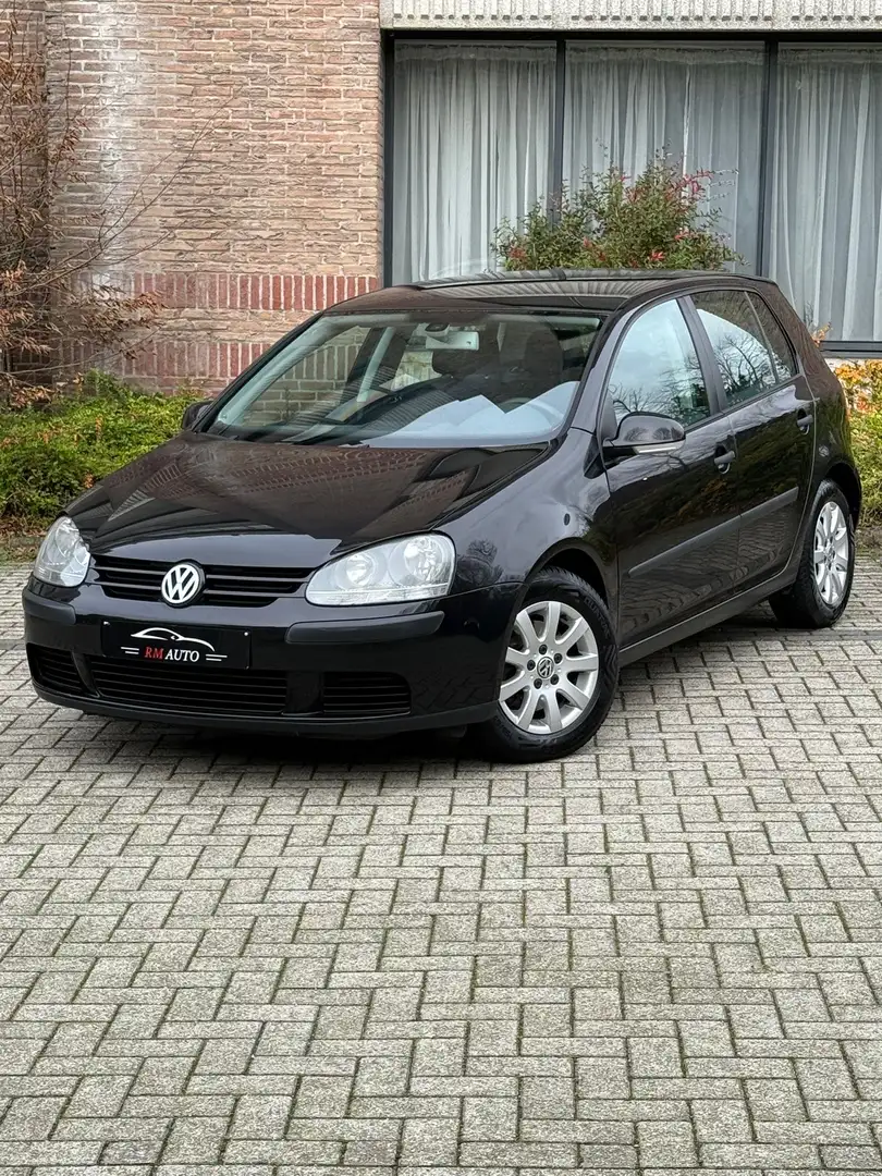 Volkswagen Golf Vw Golf 5 1.6 FSI Essence 6 Vitesses 2ememain Zwart - 1