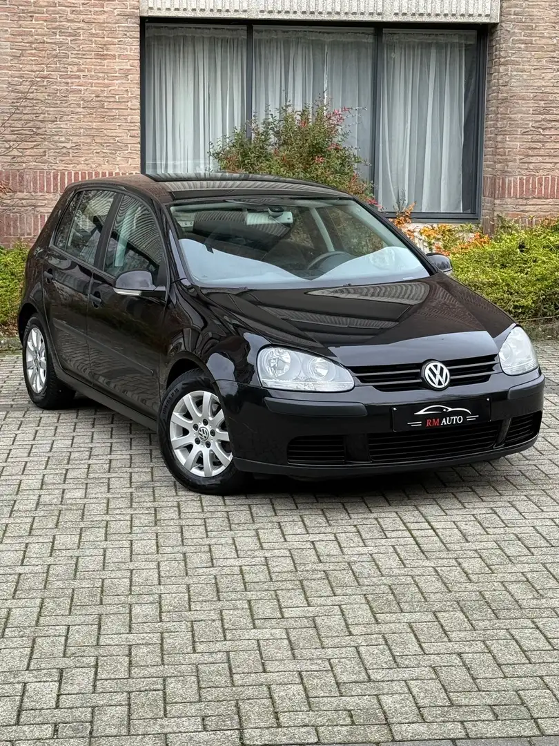 Volkswagen Golf Vw Golf 5 1.6 FSI Essence 6 Vitesses 2ememain Zwart - 2
