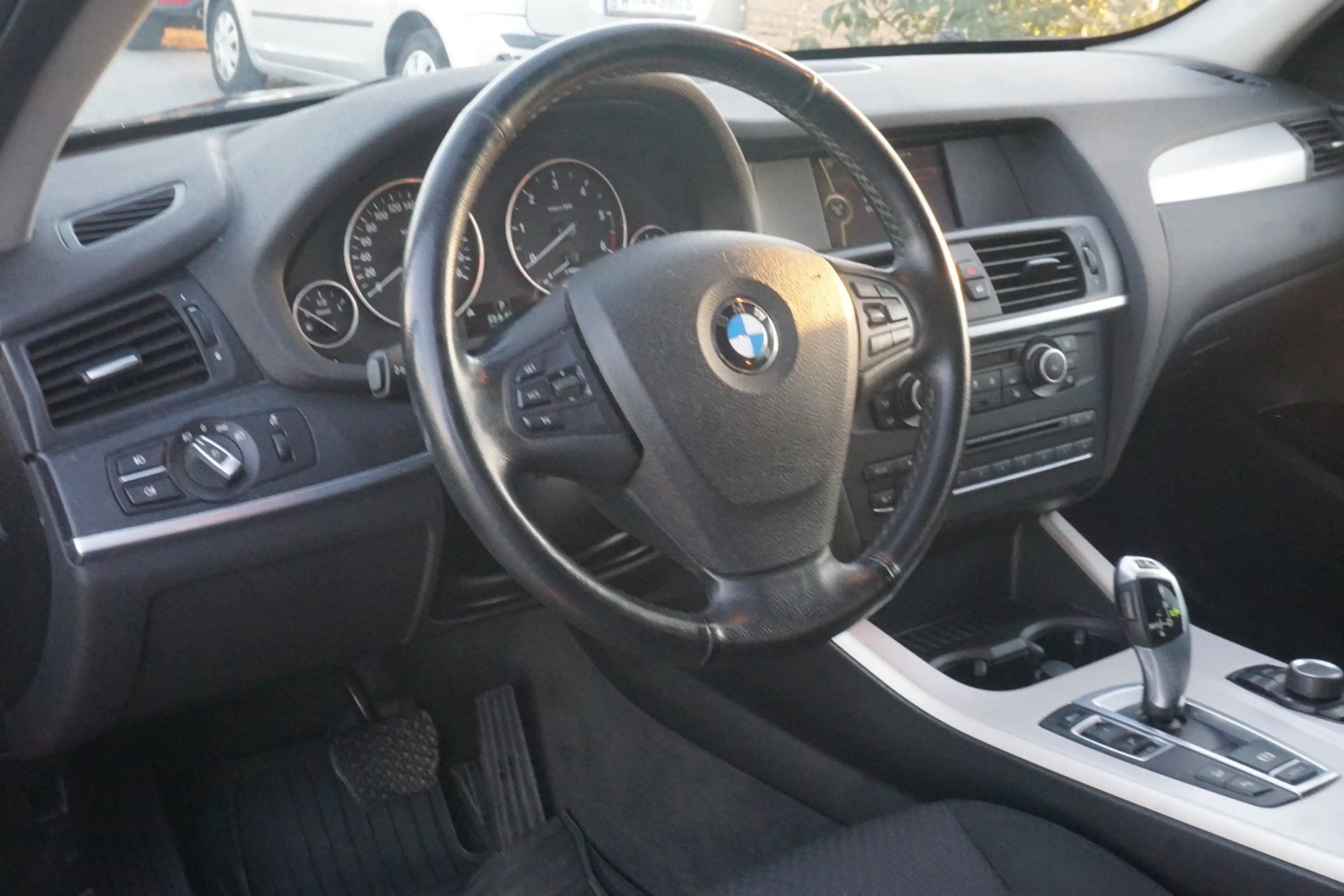 BMW X3 xDrive 20d — photo 12