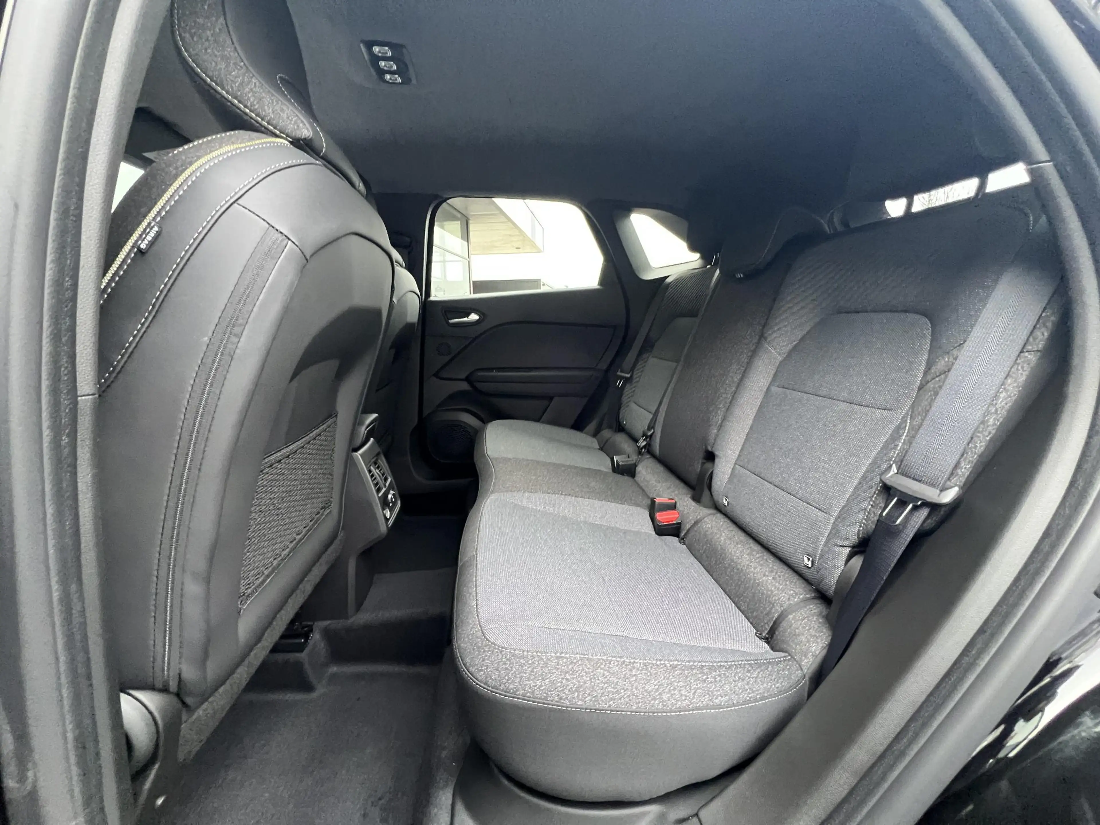 Mitsubishi Grandis 1.8 HEV First Edition | DIRECT UIT VOORRAAD LEVERB — photo 8