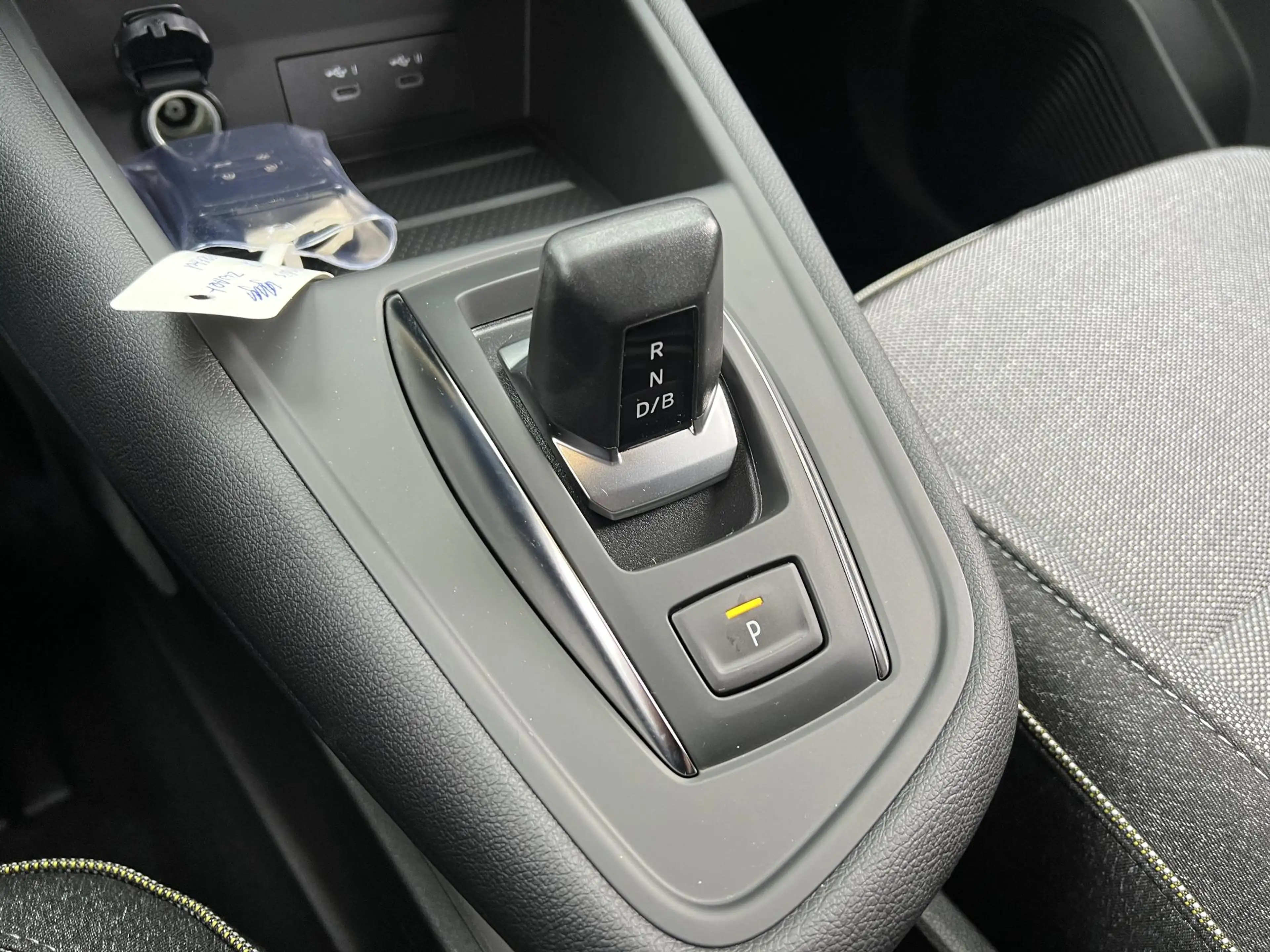 Mitsubishi Grandis 1.8 HEV First Edition | DIRECT UIT VOORRAAD LEVERB — photo 17