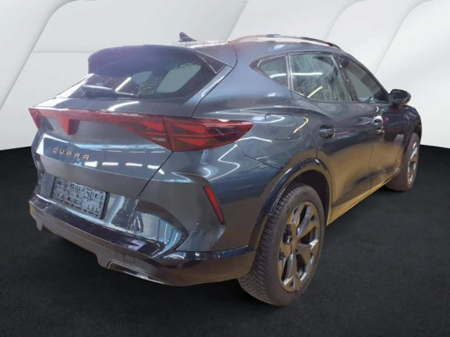 CUPRA Formentor 1.5 eTSI DSG Sennheiser 5J-Garantie Ed Grau - 2