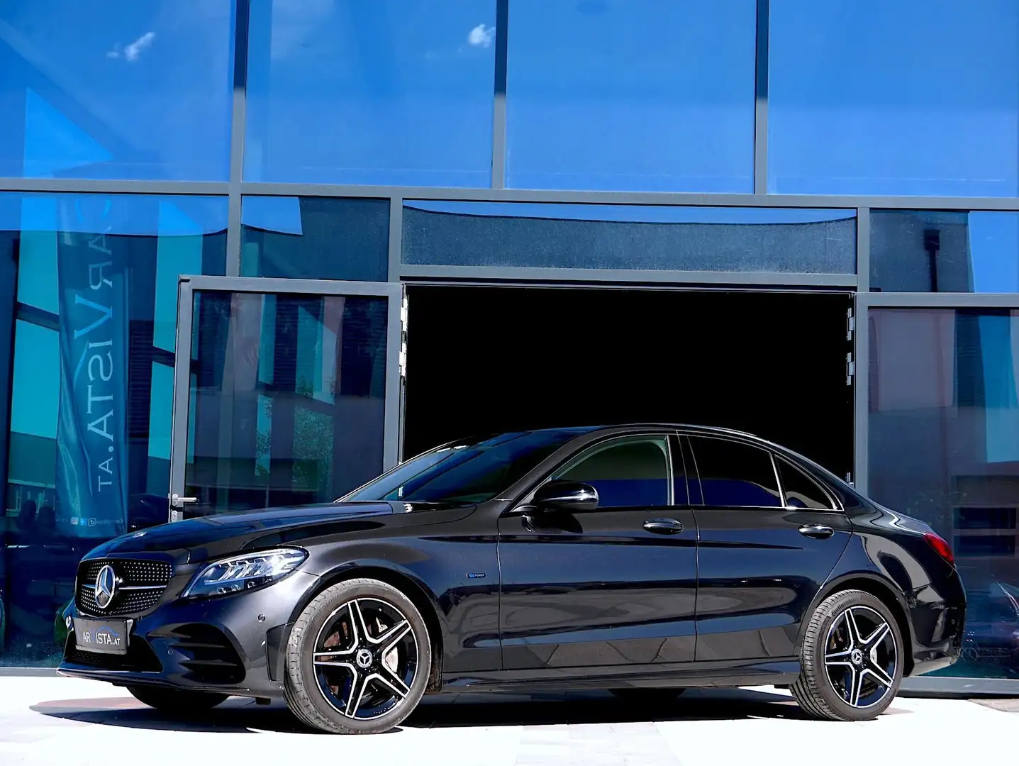 Mercedes-Benz C 300 de PHEV Aut. AMG Line – Widescreen & Night-Paket Silber - 1