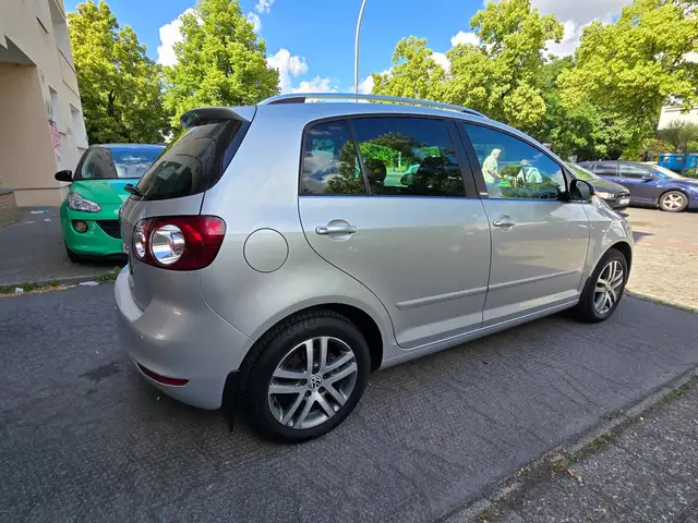 Volkswagen Golf Plus view 4