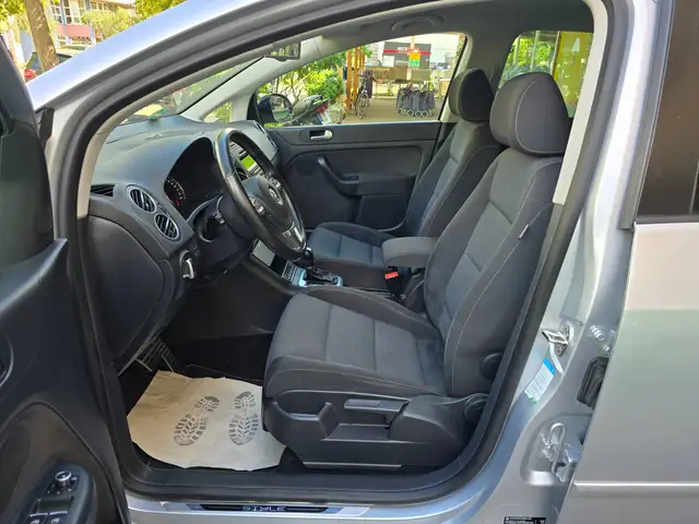 Volkswagen Golf Plus view 7