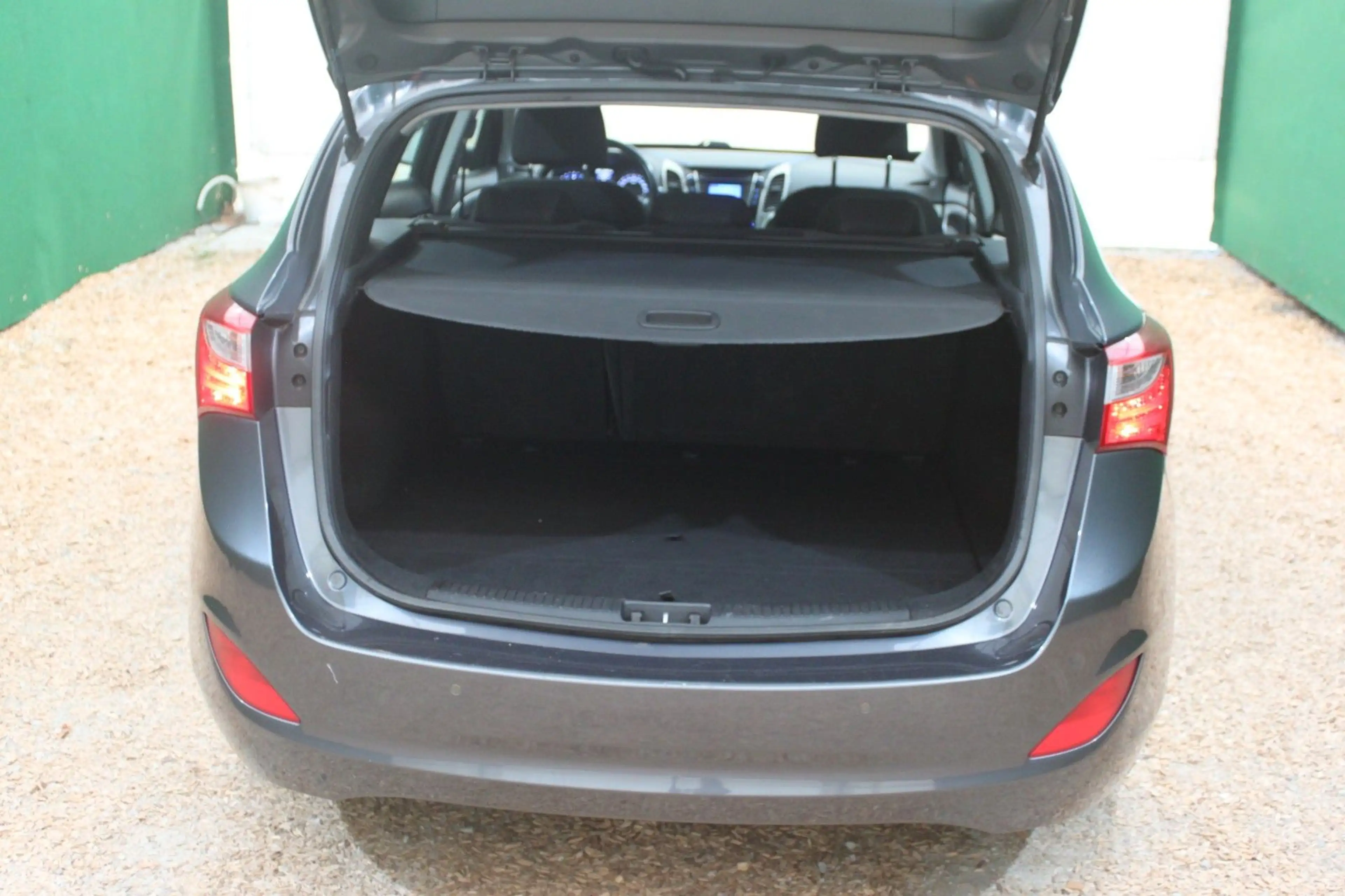 Hyundai i30 1.6/ Alu/ PDC/ Klimaautom./ Bluetooth — photo 9