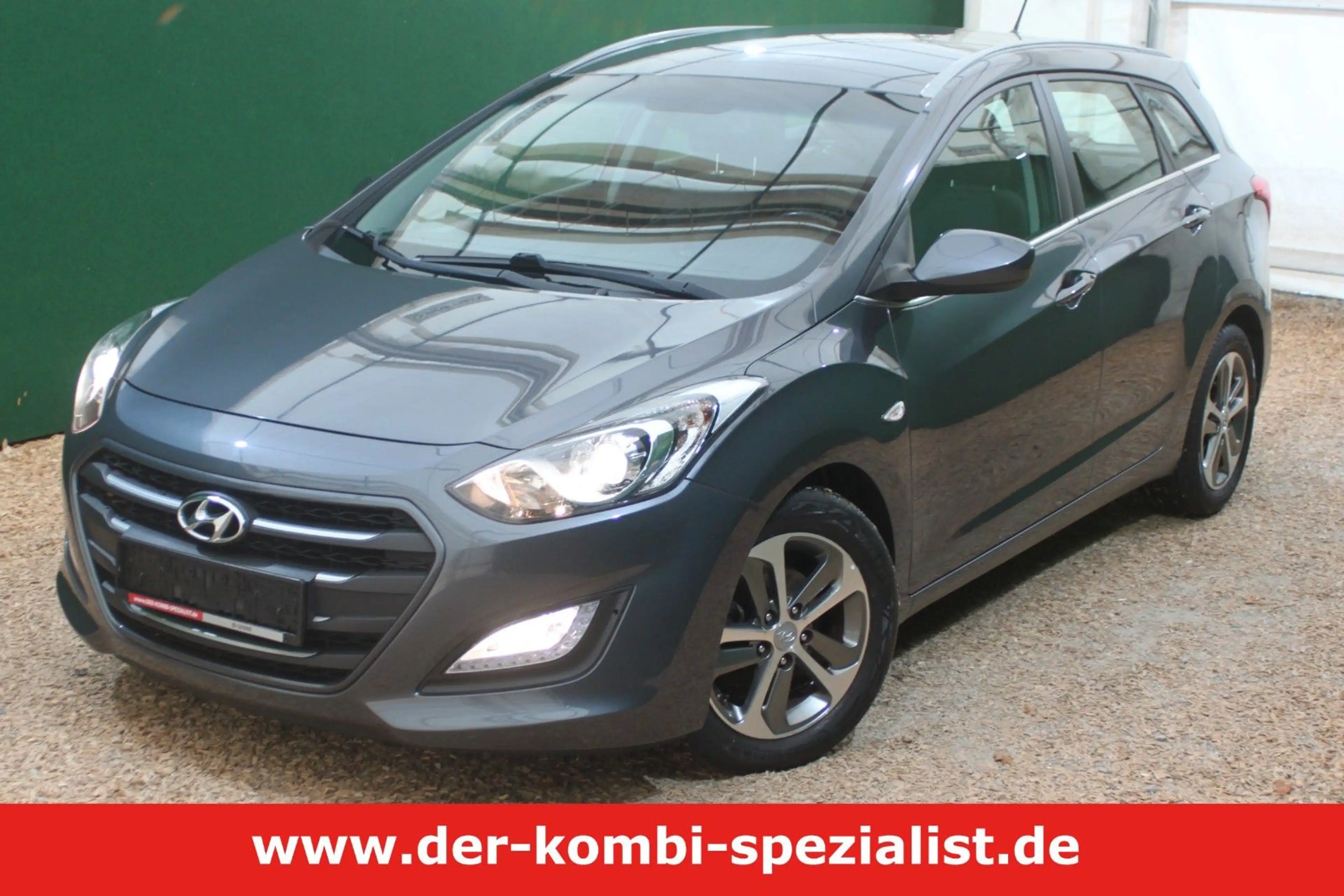 Hyundai i30 1.6/ Alu/ PDC/ Klimaautom./ Bluetooth