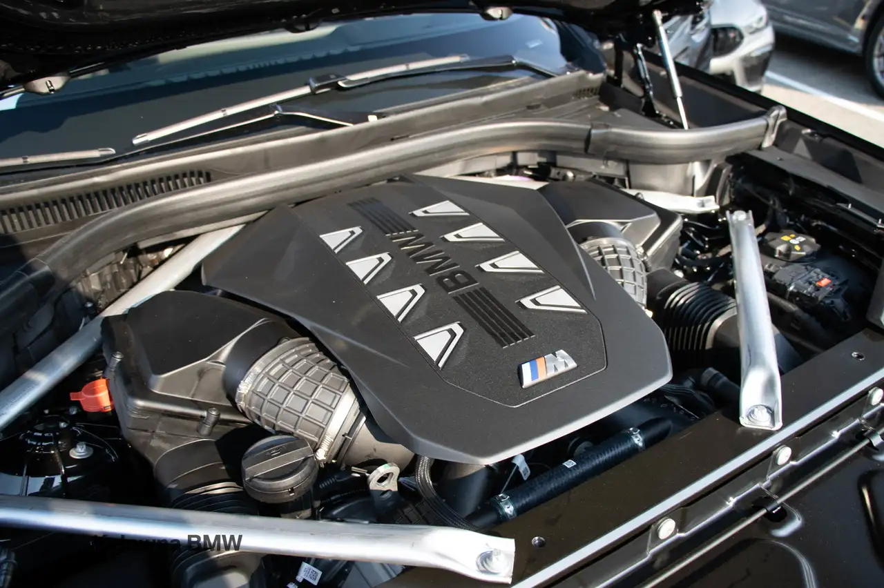 BMW X6 снимка BMW X6