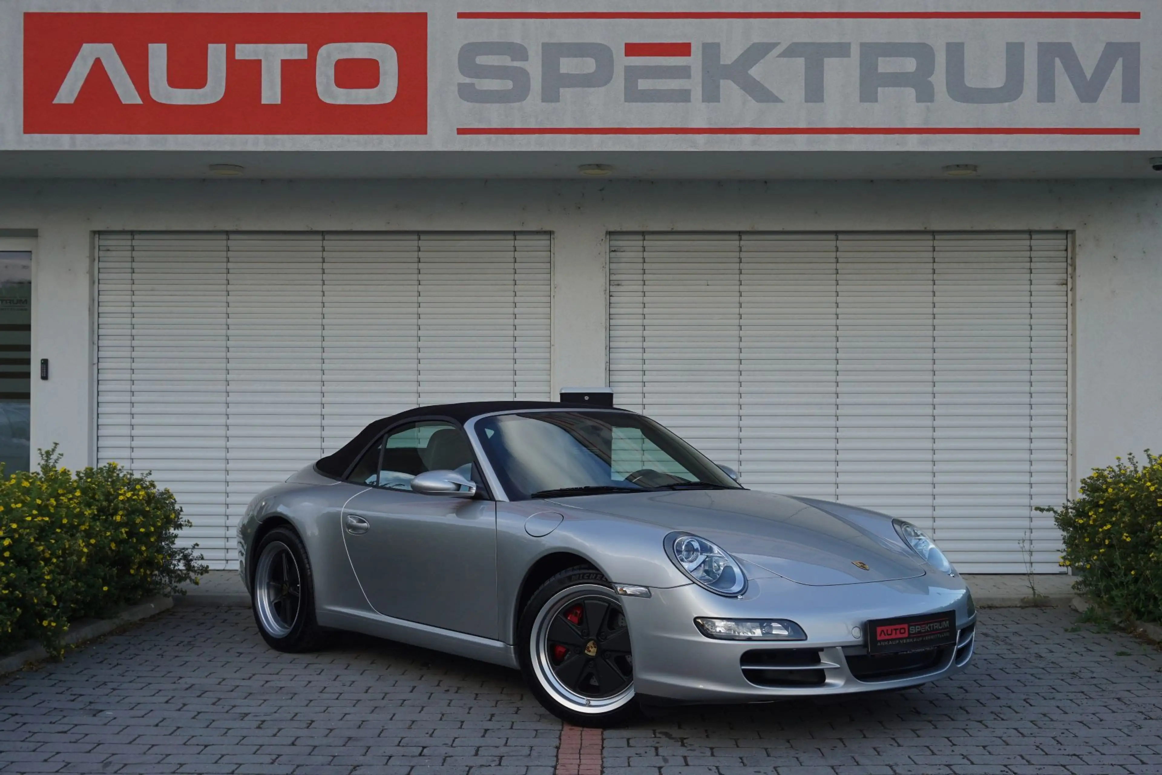 Porsche 911 Carrera Cabrio | € 431 mtl | PCCM | PASM | — photo 7