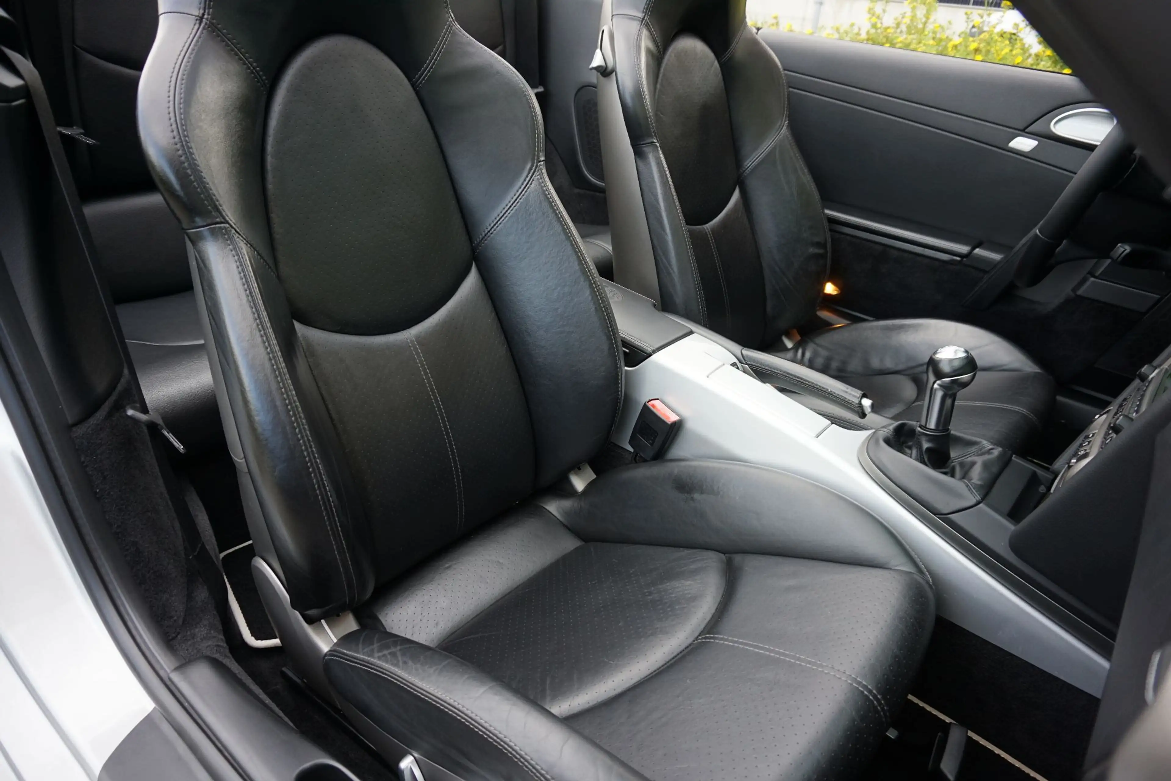 Porsche 911 Carrera Cabrio | € 431 mtl | PCCM | PASM | — photo 12