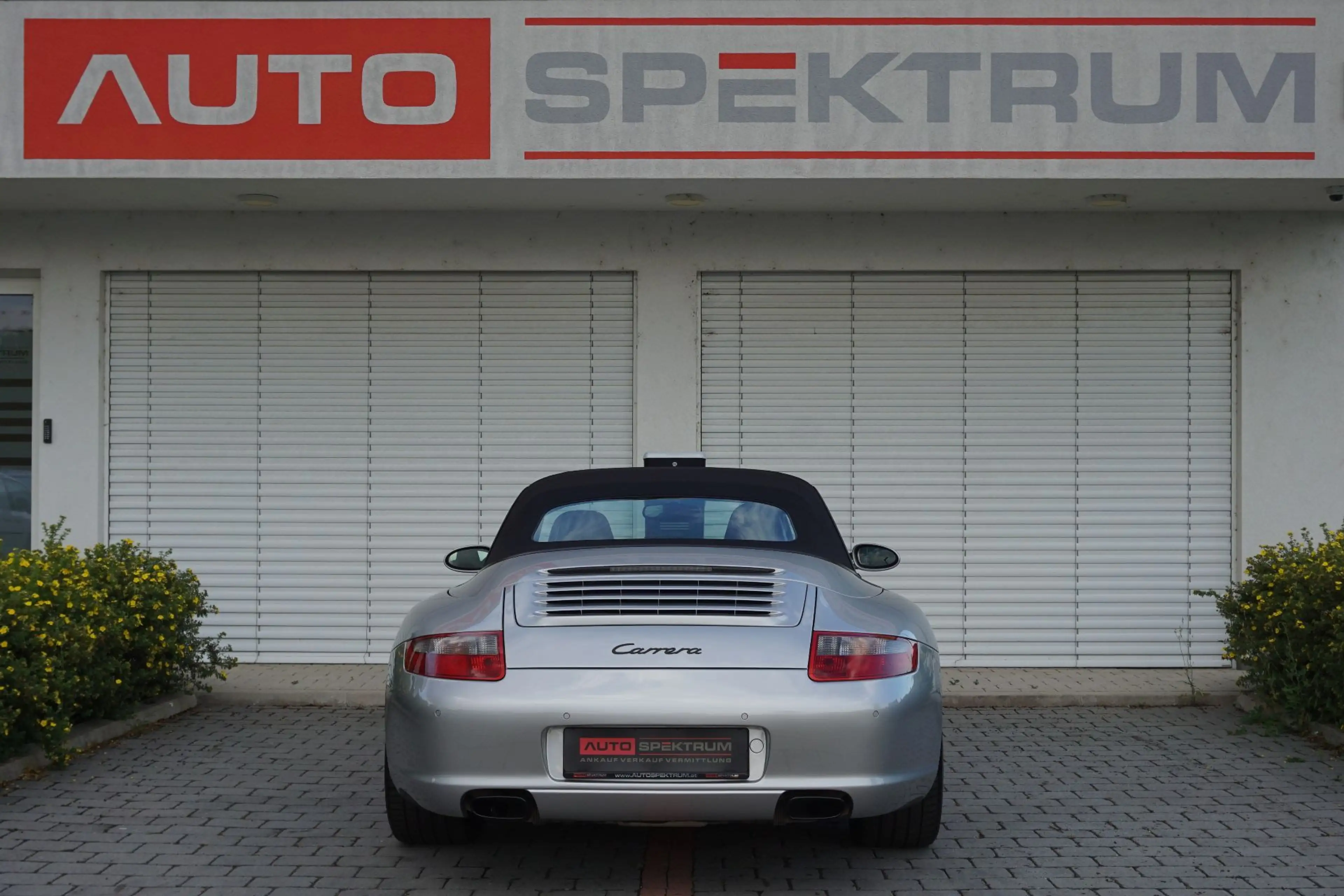 Porsche 911 Carrera Cabrio | € 431 mtl | PCCM | PASM | — photo 4