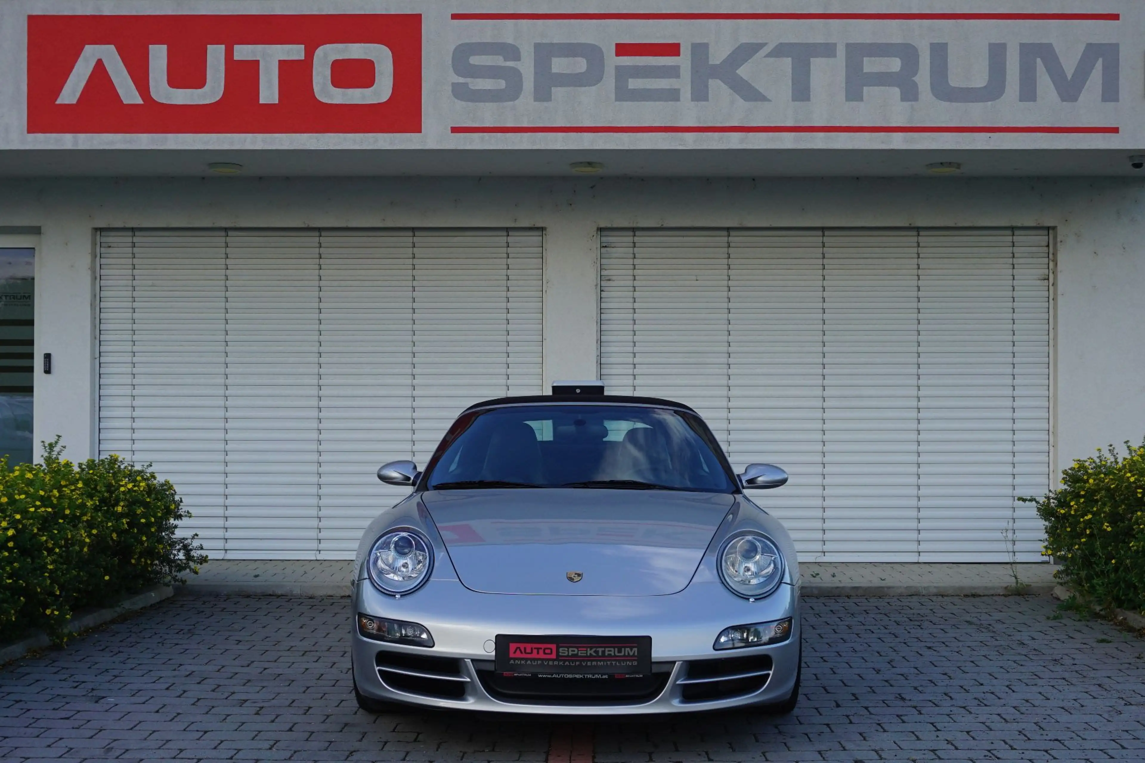 Porsche 911 Carrera Cabrio | € 431 mtl | PCCM | PASM | — photo 8