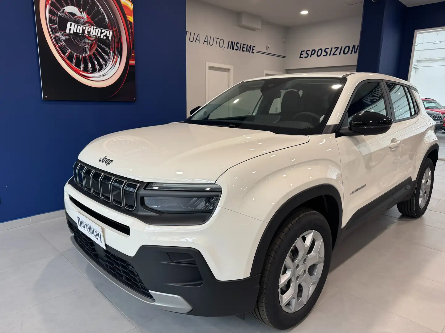 Jeep Avenger 1.2 turbo Altitude fwd 100cv Weiß - 1