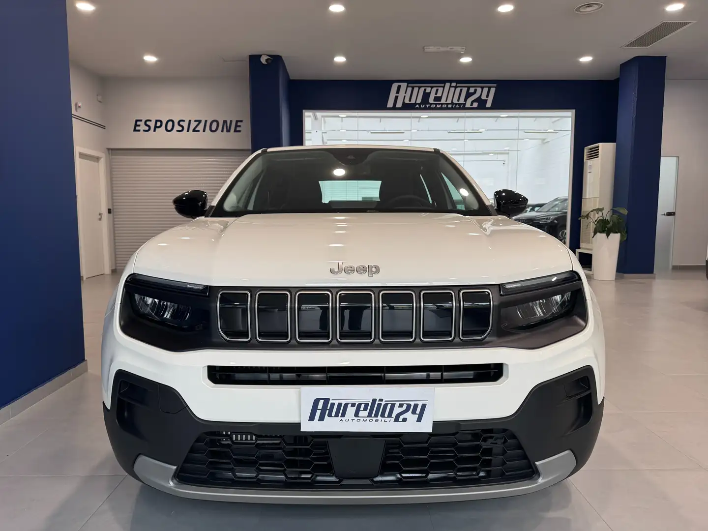 Jeep Avenger 1.2 turbo Altitude fwd 100cv Weiß - 2