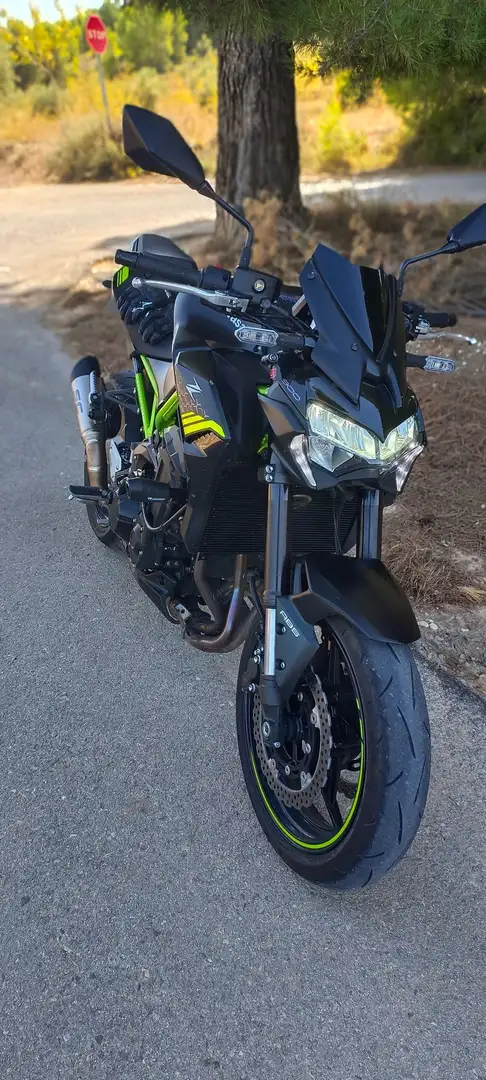 Kawasaki Z 900 🔧 Extras incluidos: 	•	Escape SC Project SC1 Homo - 1