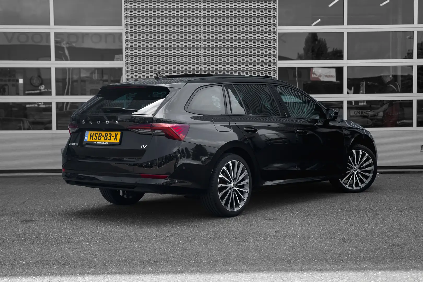 Skoda Octavia Combi 1.4 TSI 204pk iV PHEV Sportline Business | P Noir - 2