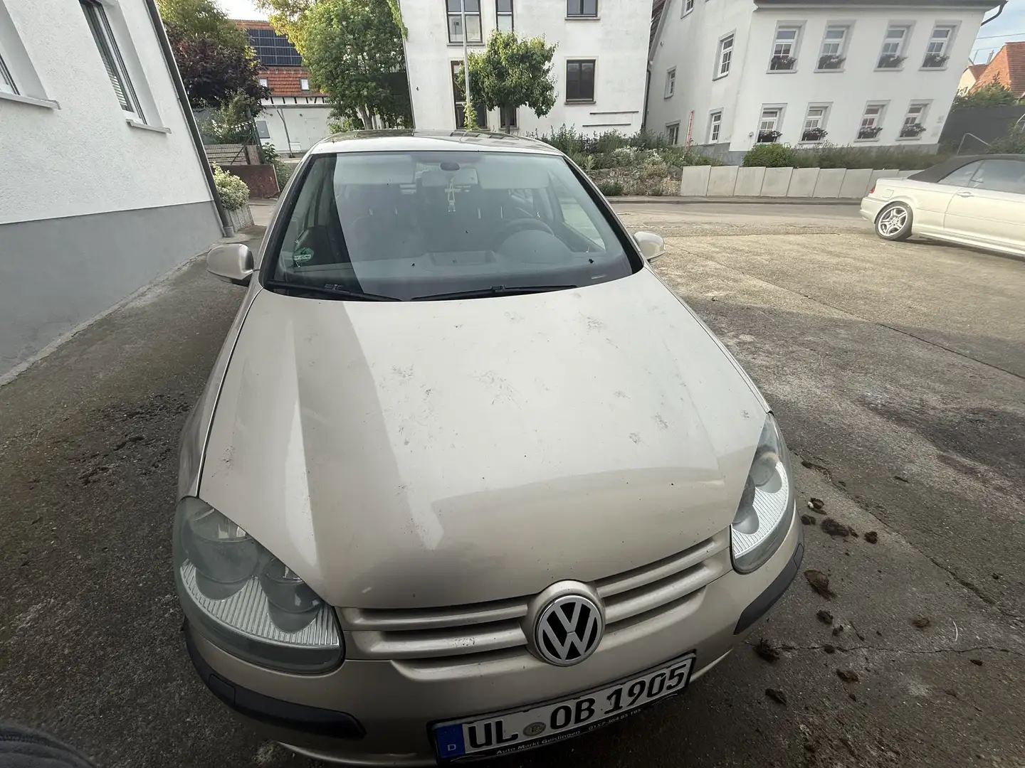 Volkswagen Golf Comfortline Beige - 2