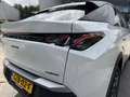 Peugeot 3008 Hybrid 136 GT l Focal Audio l Panoramadak Weiß - thumbnail 10