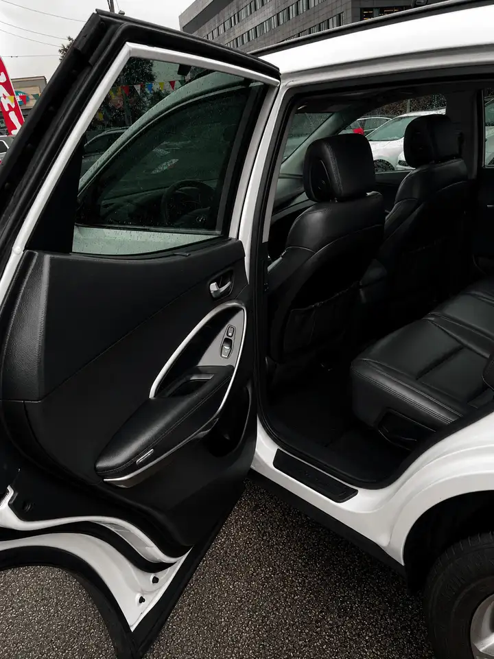 Hyundai SANTA FE снимка Hyundai SANTA FE