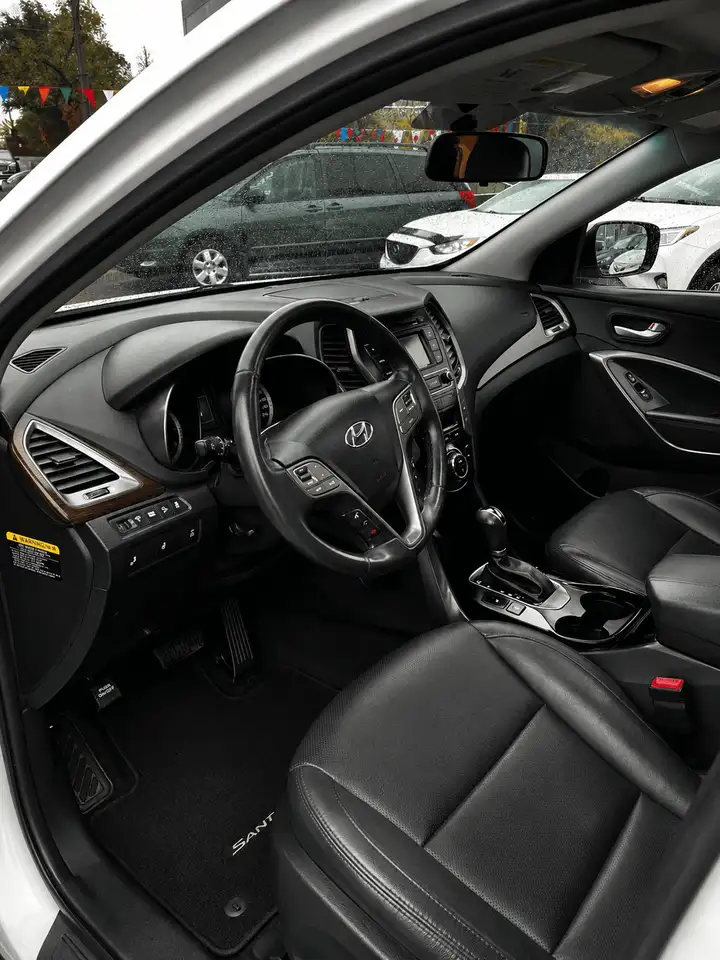 Hyundai SANTA FE снимка Hyundai SANTA FE