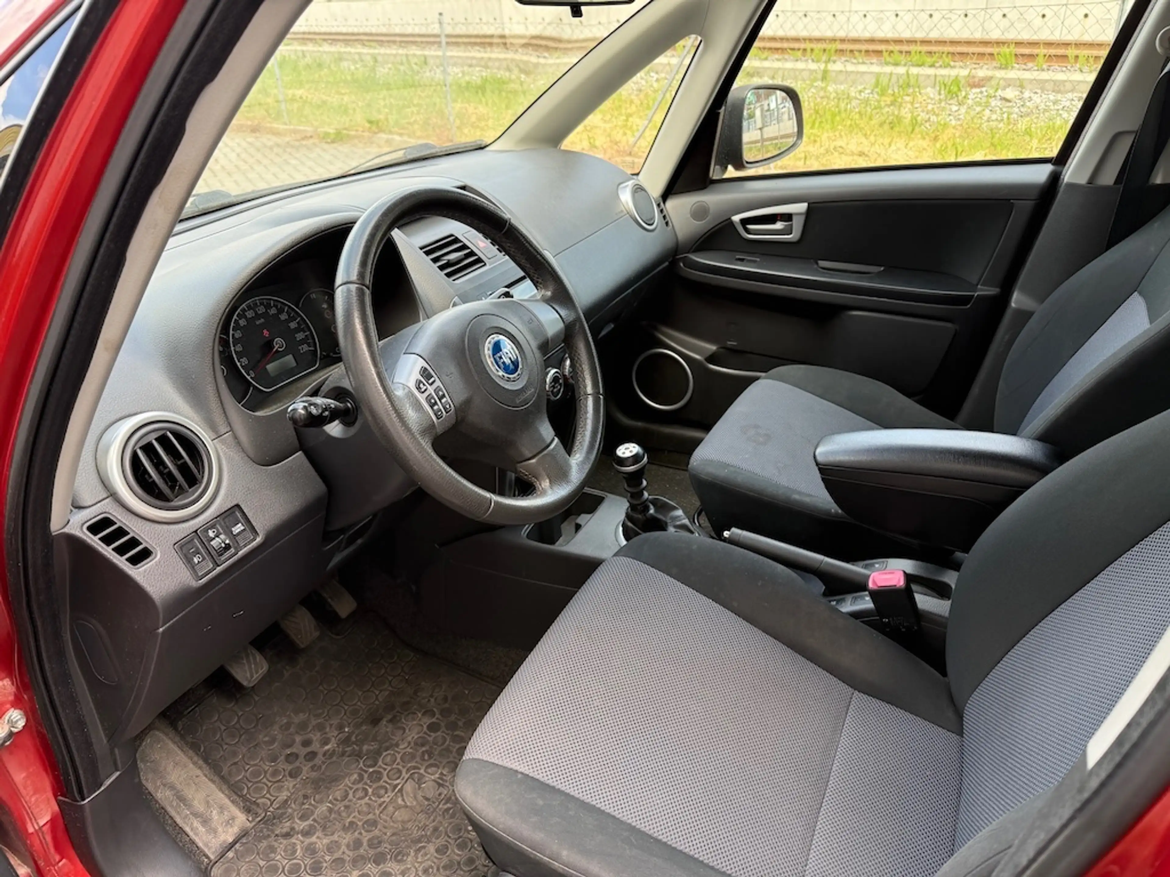 Fiat Sedici Sedici 1,9 JTD Multijet 4x4 "Dynamic" — photo 5