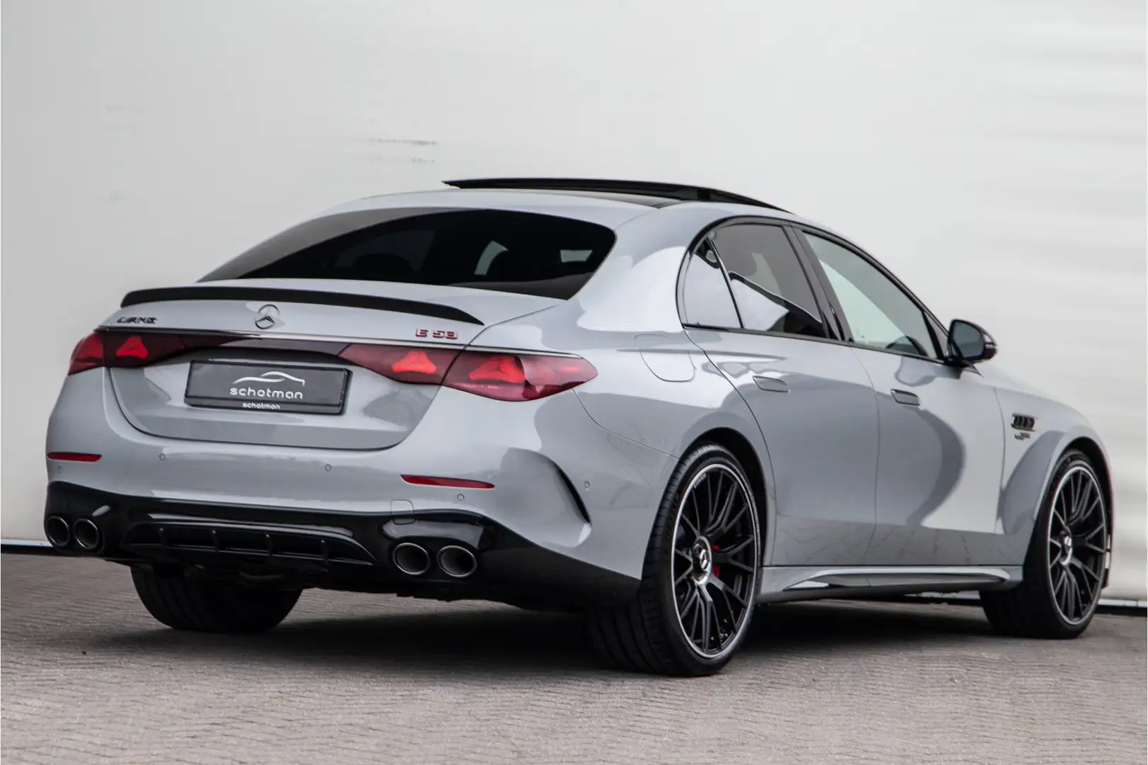Mercedes-Benz E 53 AMG 4MATIC+ Premium +, Manufaktur Alpin Grey, Hyperscr - 2